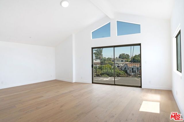 231 E Hyde Park Boulevard, Inglewood, CA 90302