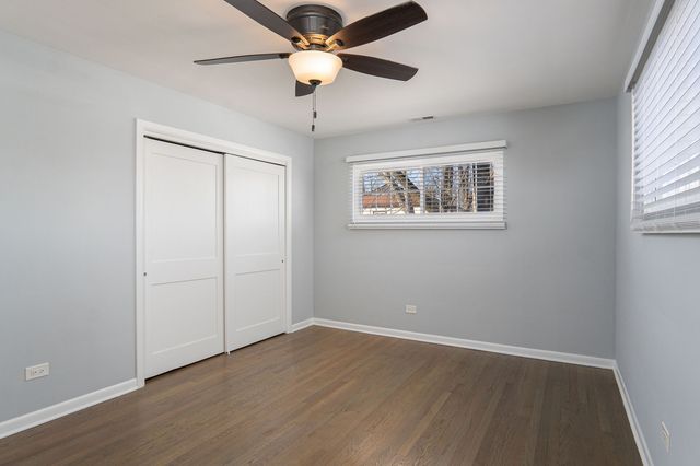 317 Burlington Avenue 2, Western Springs, IL 60558