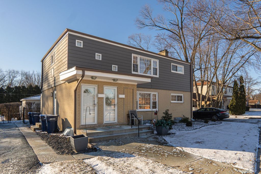 317 Burlington Avenue 2, Western Springs, IL 60558