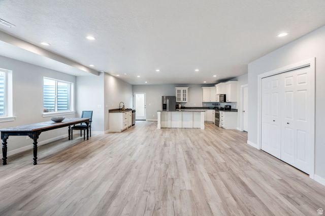 4867 N CANAAN PEAK DR, Eagle Mountain, UT 84005