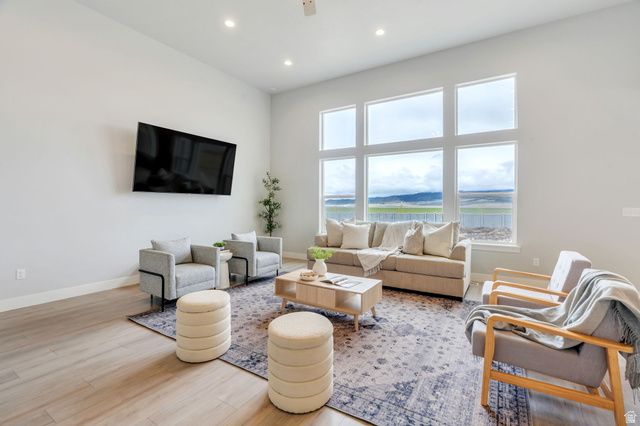 4867 N CANAAN PEAK DR, Eagle Mountain, UT 84005