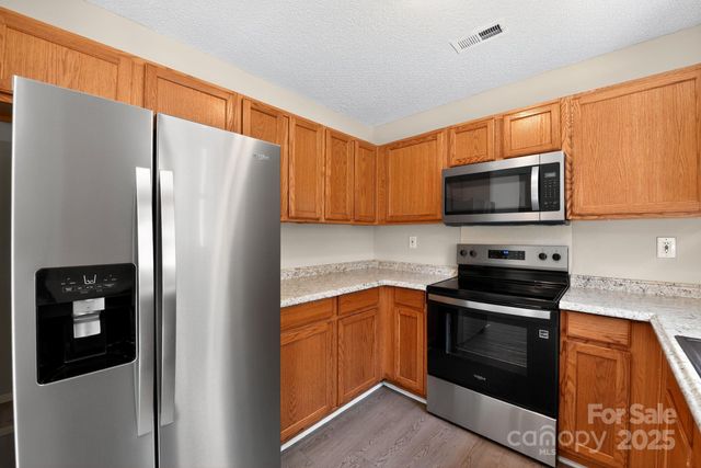 1318 Grass Meadows Court, Charlotte, NC 28216