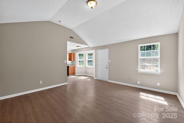 1318 Grass Meadows Court, Charlotte, NC 28216