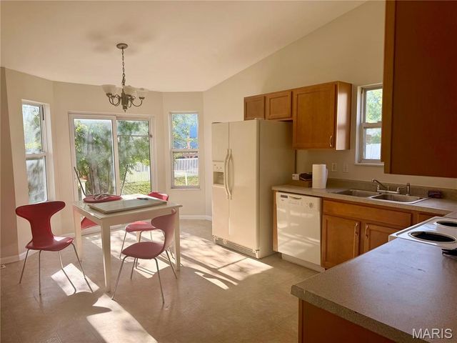 808 Kaestner Drive, Dupo, IL 62239