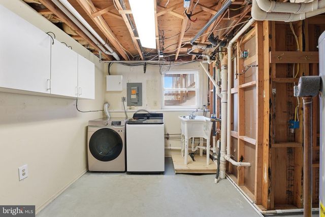 7916 FRYE RD, Alexandria, VA 22309