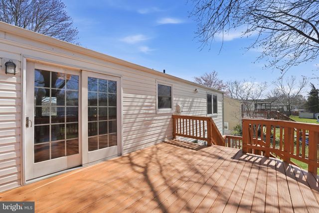 7916 FRYE RD, Alexandria, VA 22309