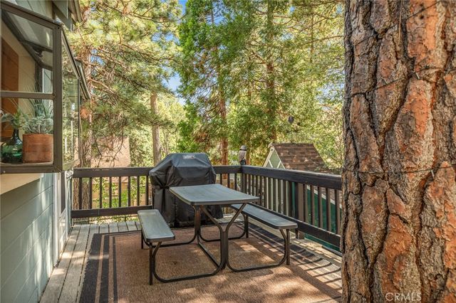 380 Hemlock, Lake Arrowhead, CA 92352