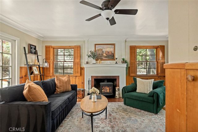 380 Hemlock, Lake Arrowhead, CA 92352