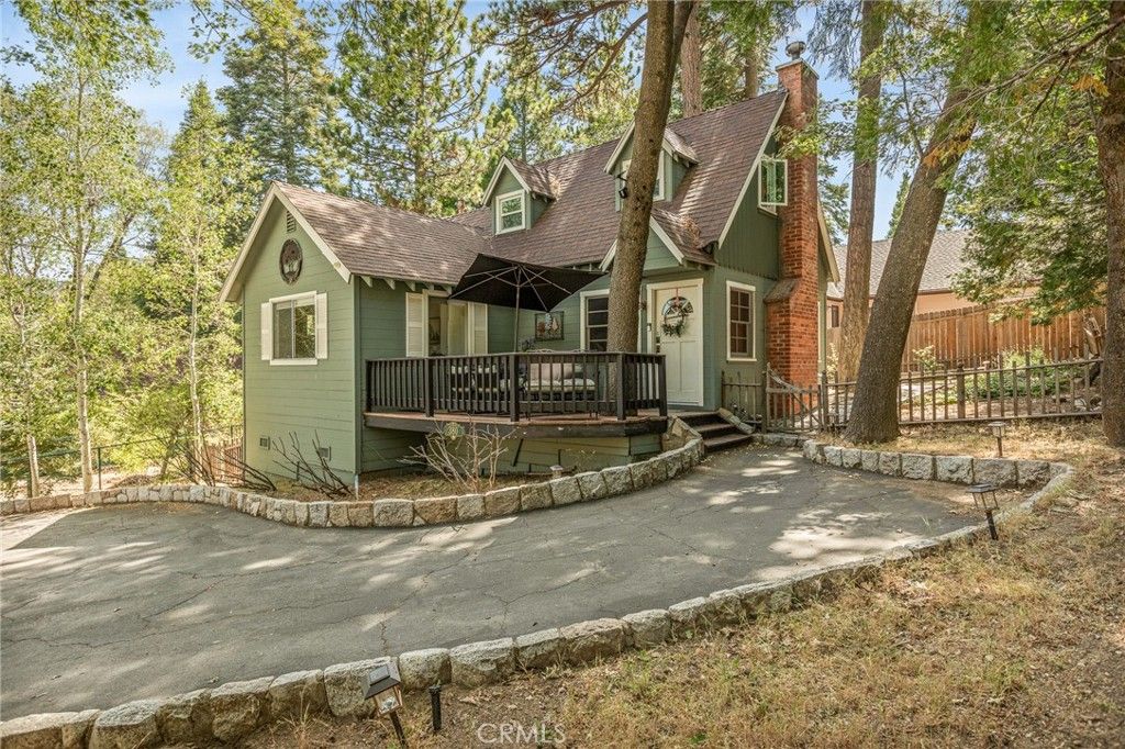 380 Hemlock, Lake Arrowhead, CA 92352