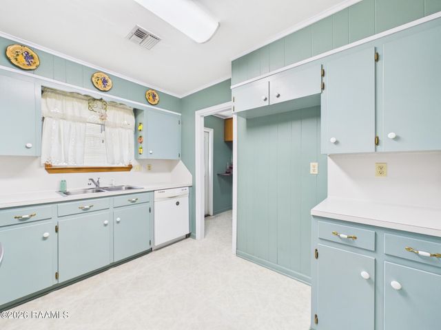 112 Dahalia Street, Lafayette, LA 70507