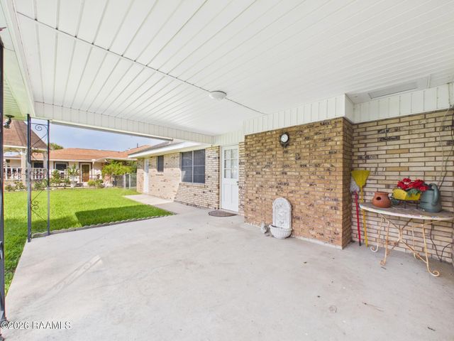 112 Dahalia Street, Lafayette, LA 70507