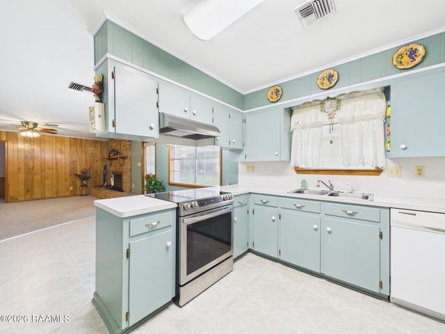 112 Dahalia Street, Lafayette, LA 70507