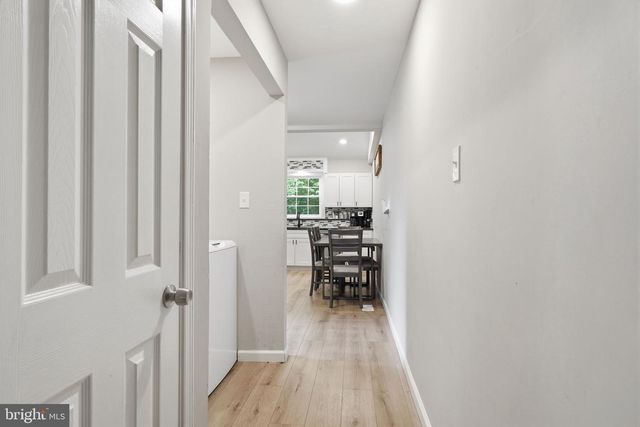 214 WASHINGTON ST, Morrisville, PA 19067
