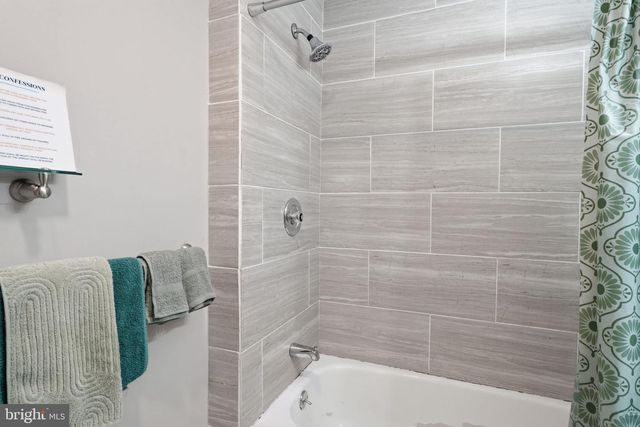 214 WASHINGTON ST, Morrisville, PA 19067