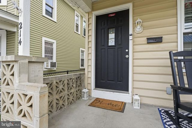 214 WASHINGTON ST, Morrisville, PA 19067
