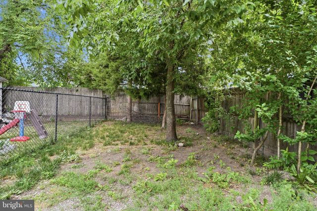 214 WASHINGTON ST, Morrisville, PA 19067