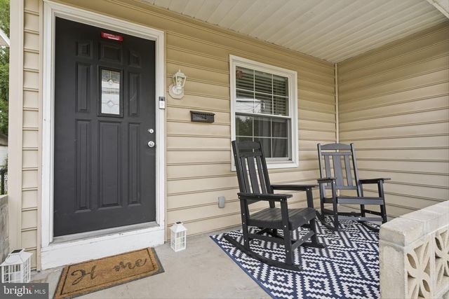 214 WASHINGTON ST, Morrisville, PA 19067