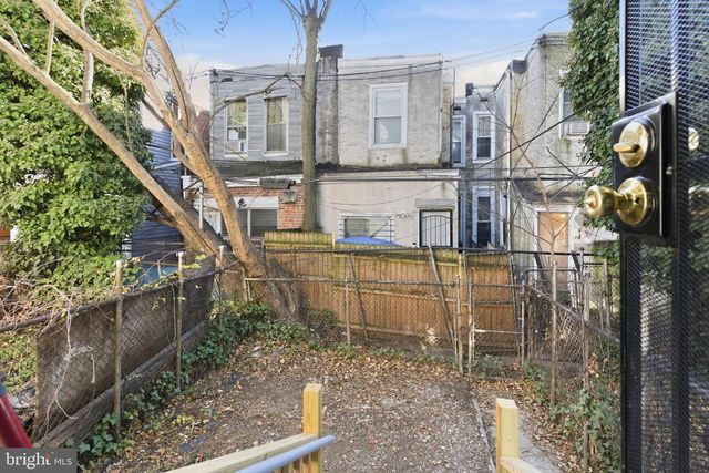 5726 W GIRARD AVE, Philadelphia, PA 19131