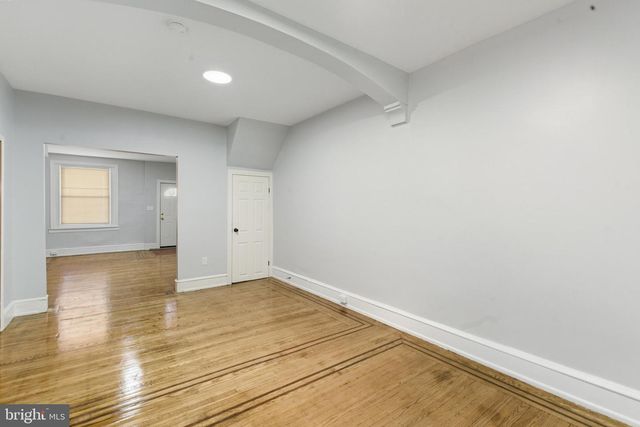 5726 W GIRARD AVE, Philadelphia, PA 19131