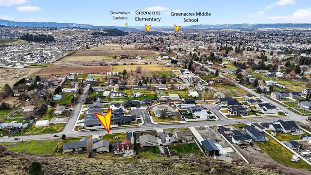 1003 S Henry Rd, Greenacres, WA 99016