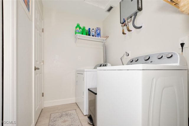 789 San Carlos DR, Fort Myers Beach, FL 33931