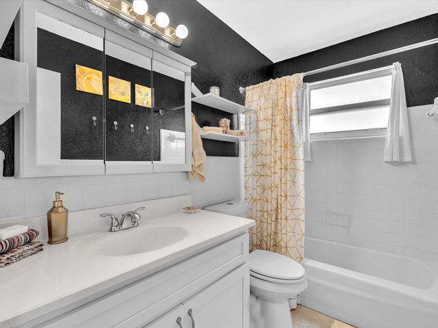 3540 SW 12th Ct, Fort Lauderdale, FL 33312