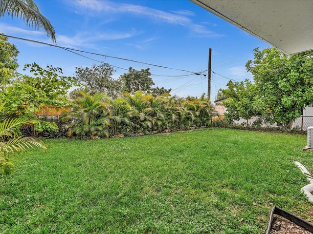 3540 SW 12th Ct, Fort Lauderdale, FL 33312