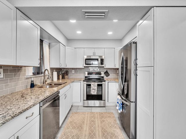 3540 SW 12th Ct, Fort Lauderdale, FL 33312