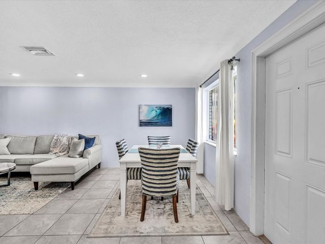 3540 SW 12th Ct, Fort Lauderdale, FL 33312