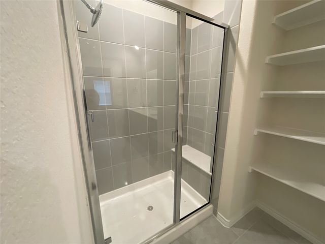 655 Divine Gardens Street, Lavon, TX 75166