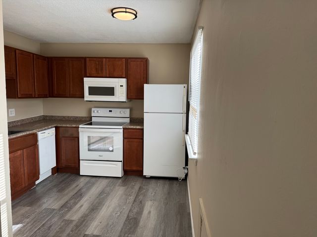 833 N Randall Road C4, Aurora, IL 60506