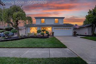 4834 Hillcrest Road, Trenton, MI 48183