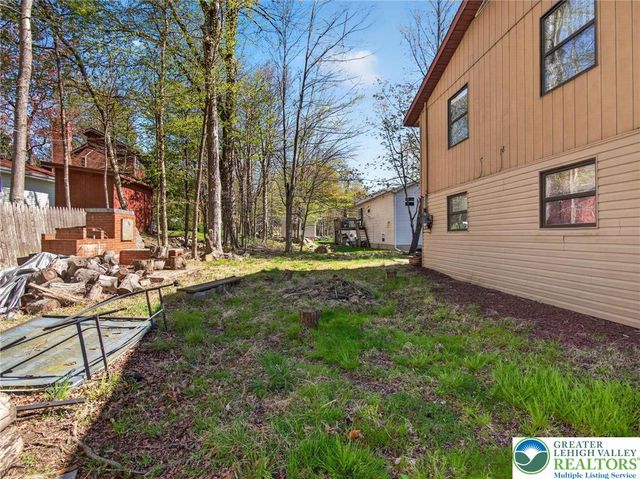 6060 Boardwalk Drive, Tobyhanna Twp, PA 18466