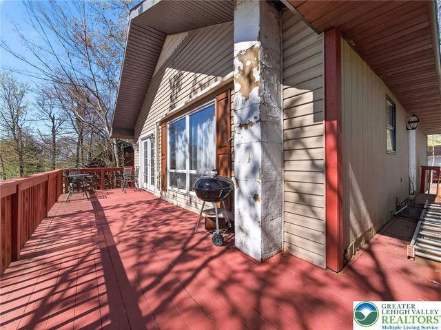 6060 Boardwalk Drive, Tobyhanna Twp, PA 18466