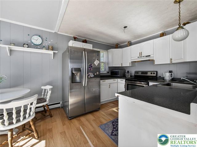 6060 Boardwalk Drive, Tobyhanna Twp, PA 18466