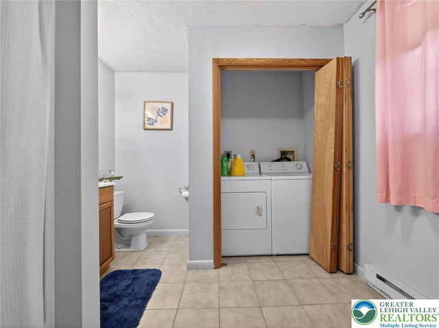 6060 Boardwalk Drive, Tobyhanna Twp, PA 18466
