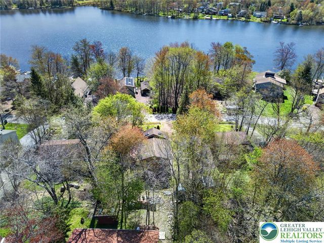 6060 Boardwalk Drive, Tobyhanna Twp, PA 18466