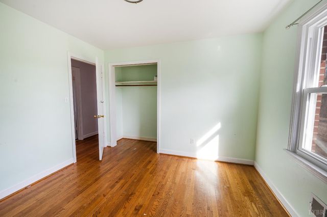 102 Dale Avenue, Lynchburg, VA 24502