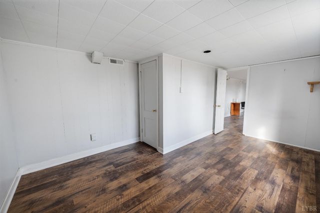 102 Dale Avenue, Lynchburg, VA 24502