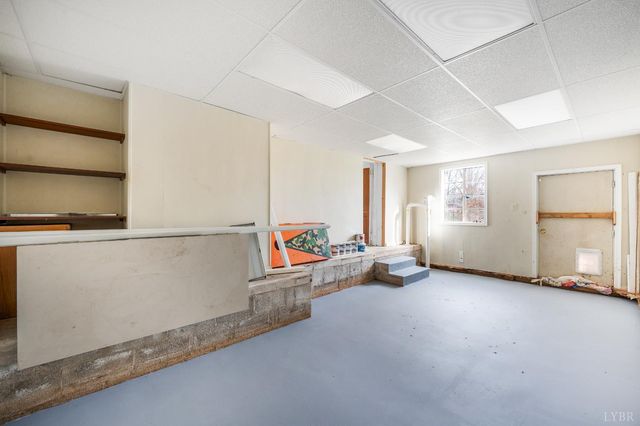 102 Dale Avenue, Lynchburg, VA 24502