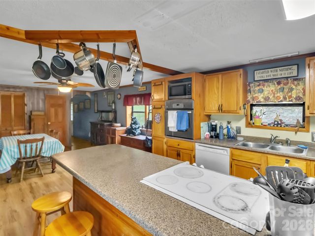 61 Lucy Drive, Canton, NC 28716