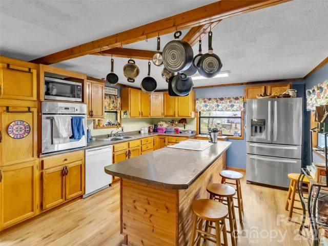 61 Lucy Drive, Canton, NC 28716