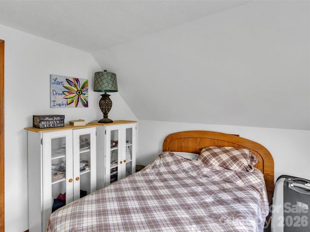 61 Lucy Drive, Canton, NC 28716