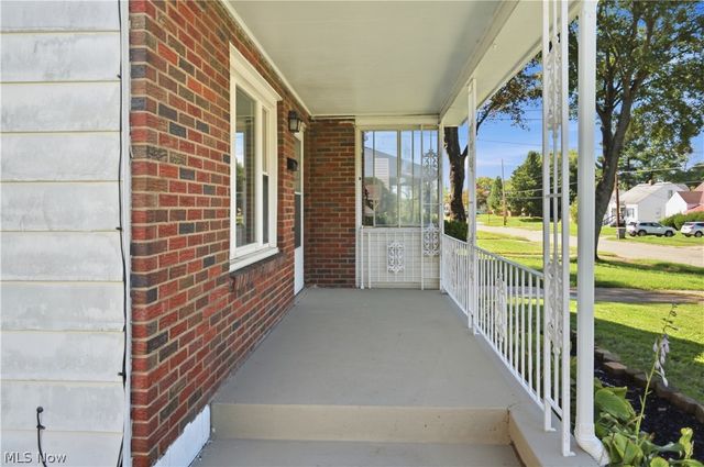 729 Pasadena Avenue, Youngstown, OH 44502