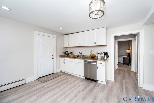 1818 Arlington Rd, Hopewell, VA 23860