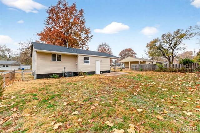 715 Tyson Drive, Florissant, MO 63031