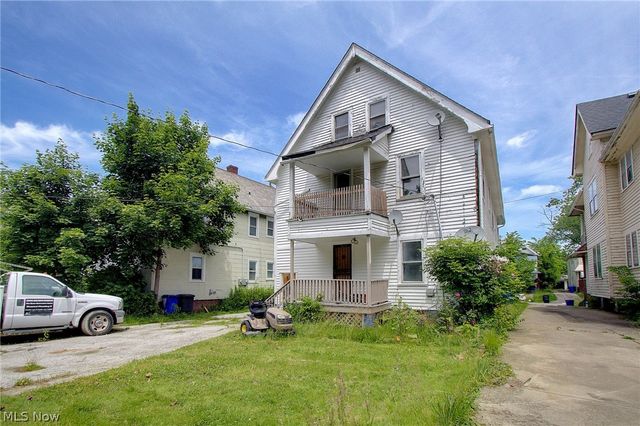 1872 Lampson Road, Cleveland, OH 44112
