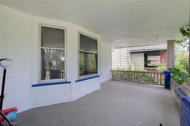 1872 Lampson Road, Cleveland, OH 44112