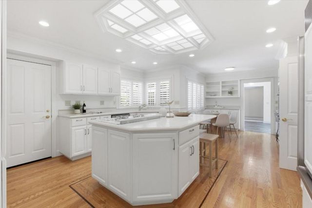 1037 Yorkshire Drive, Los Altos, CA 94024