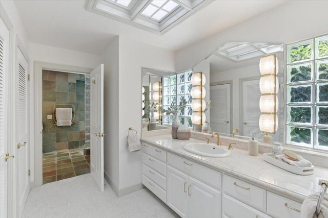 1037 Yorkshire Drive, Los Altos, CA 94024